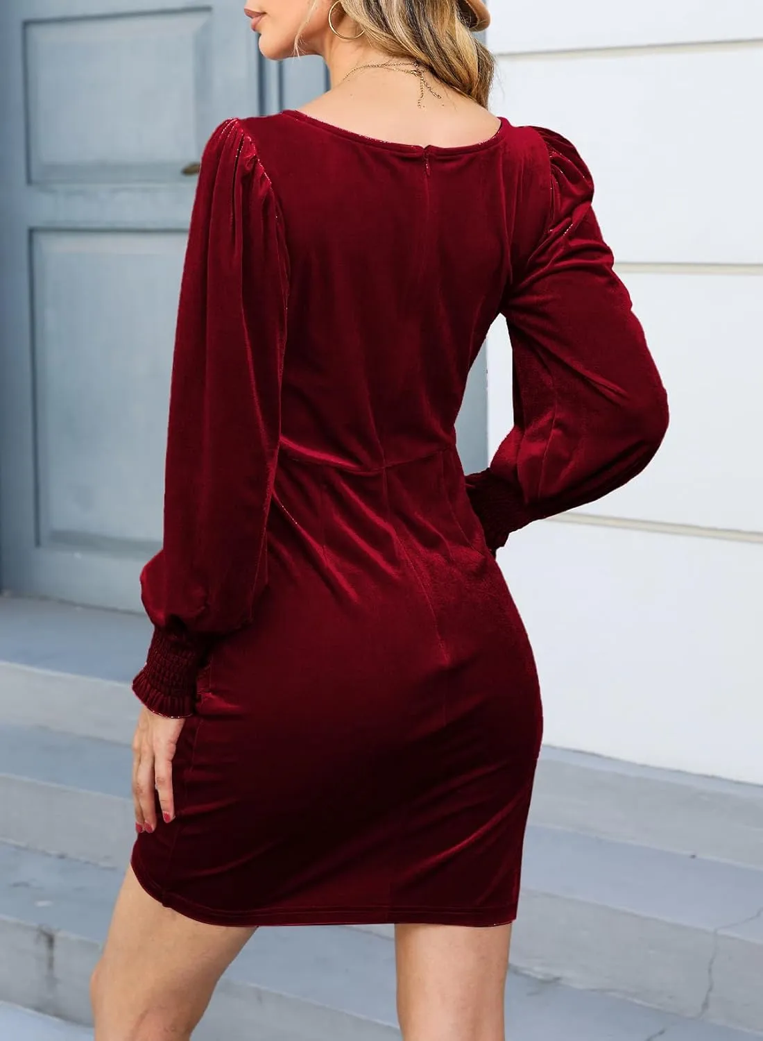 YIJIU Women Long Sleeve Velvet Dress Crew Neck Slim Fit Short Ruched Bodycon Cocktail Party Club Mini Dresses
